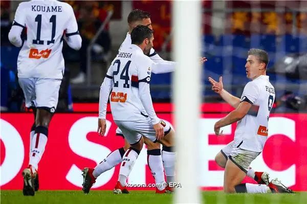 ?i=epa%2fsoccer%2f2018-12%2f2018-12-16%2f2018-12-16-07236216_epa