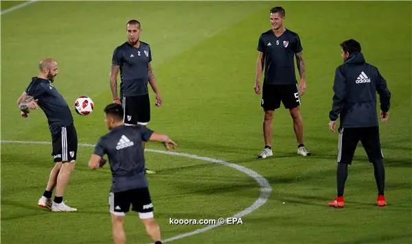 ?i=epa%2fsoccer%2f2018-12%2f2018-12-14%2f2018-12-14-07231405_epa