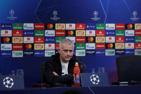 جوزيه مورينيو مدرب مانشستر يونايتد