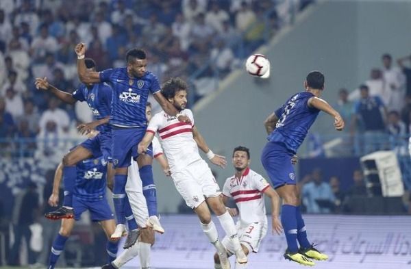 جانب من اللقاء الأخير بين الهلال والزمالك