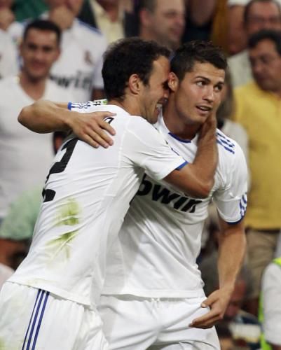 2010-09-11t193350z_01_aco08_rtridsp_3_soccer-spain_reuters