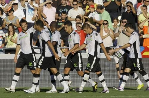 2010-09-11t181302z_01_hjk03_rtridsp_3_soccer-spain_reuters