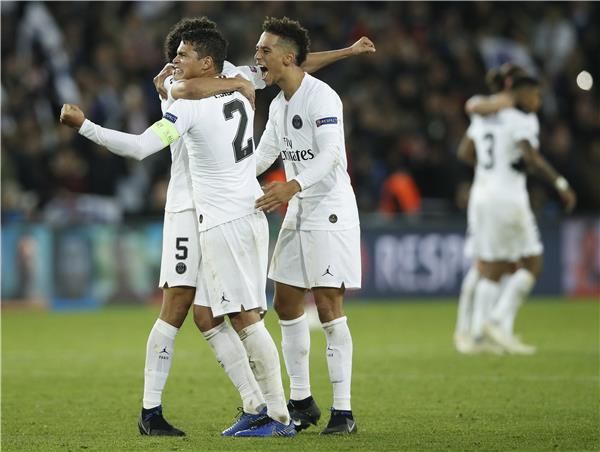 لاعبو باريس سان جيرمان