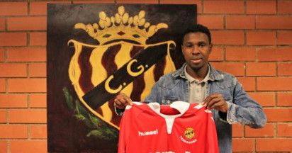 من تقديم اللاعب أوسينو