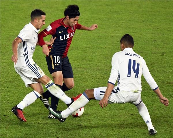 شيباساكي ضد ريال مدريد في 2016