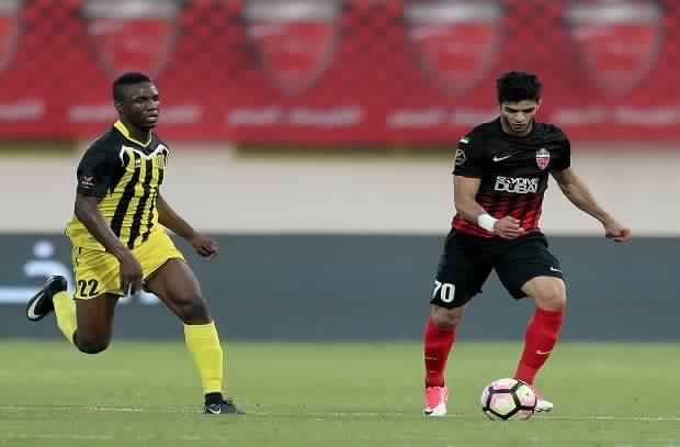 من مباراة سابقة بين شباب الأهلي واتحاد كلباء