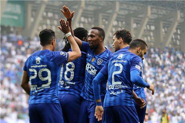 لاعبو الهلال