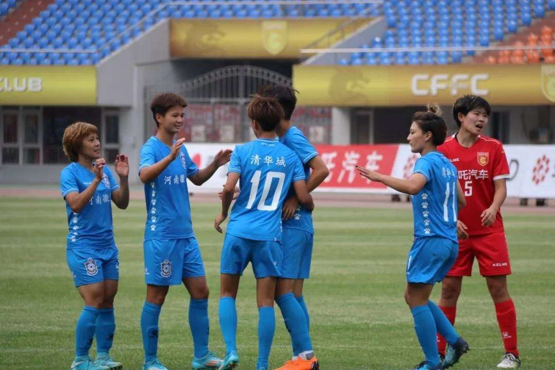 لاعبات فريق هينان هويشانج الصيني