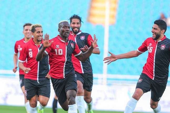 فرحة لاعبي الرائد