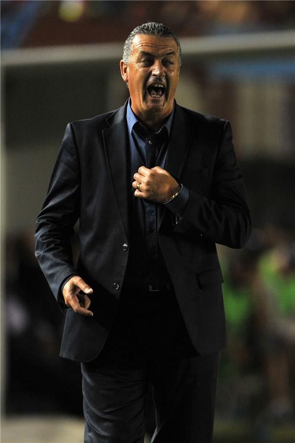 جوستافو ألفارو