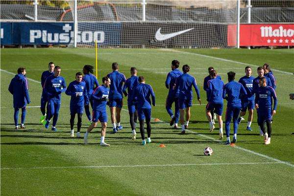 لاعبو أتلتيكو مدريد 