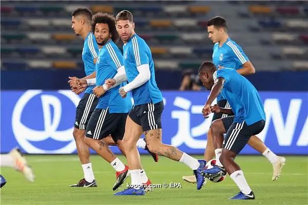 ?i=epa%2fsoccer%2f2018-12%2f2018-12-21%2f2018-12-21-07243630_epa