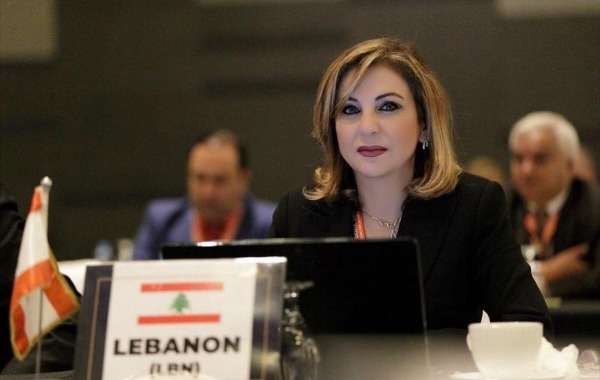 نادرة فواز