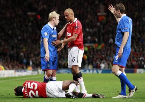 2010-09-14t201636z_01_mcr16_rtridsp_3_soccer-champions_reuters