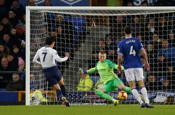 ?i=reuters%2f2018-12-23%2f2018-12-23t172201z_1833698193_rc1a159ebc70_rtrmadp_3_soccer-england-eve-tot_reuters