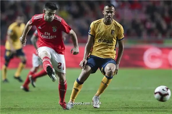 ?i=epa%2fsoccer%2f2018-12%2f2018-12-23%2f2018-12-23-07246981_epa