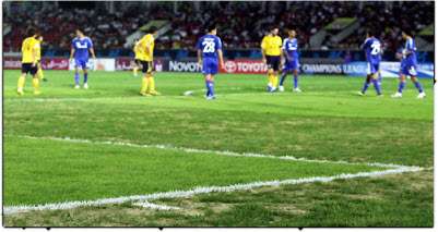 استاد سيونغنام ظهر بهذا الشكل في مباراة الفريقين