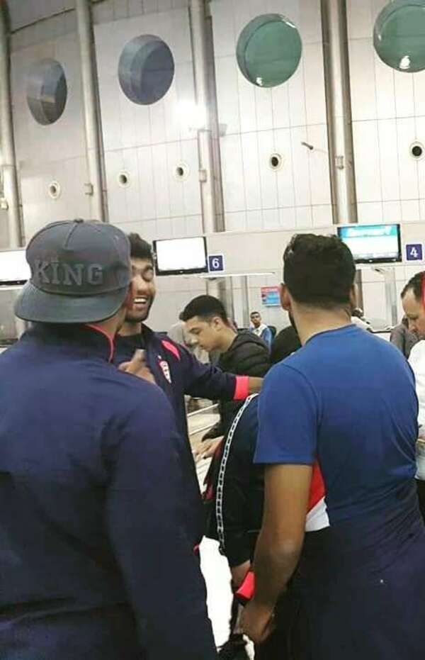 بعثة الإفريقي في مطار قرطاج الدولي 