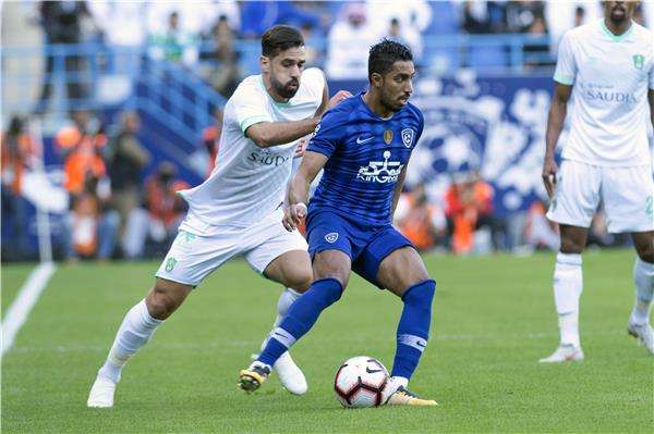 من لقاء الدوري بين الفريقين