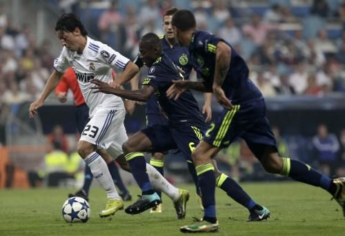2010-09-15t202805z_01_pdh124_rtridsp_3_soccer-champions_reuters