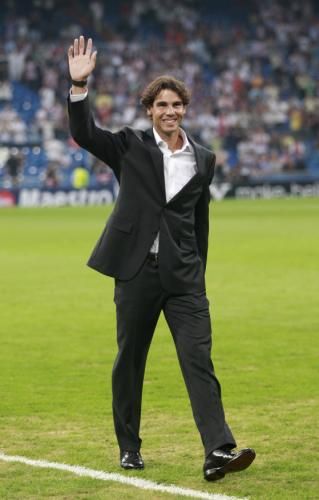 2010-09-15t195214z_01_pdh113_rtridsp_3_soccer-champions_reuters