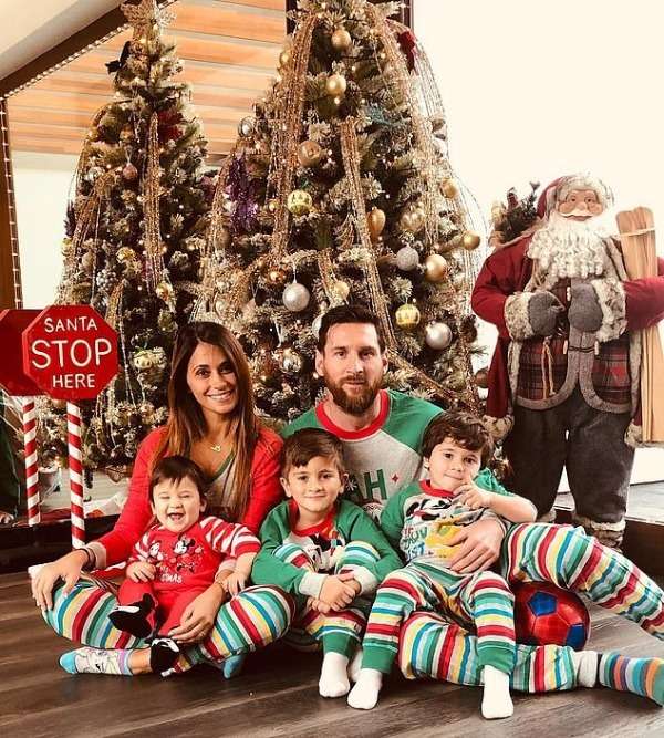 ميسي وعائلته