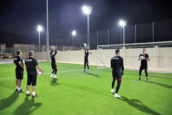 تدريب الحراس في معسكر الدوحة