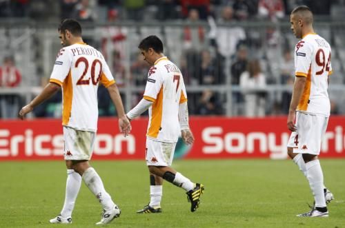 لاعبي روما بعد نهاية المباراة امام بايرن ميونخ