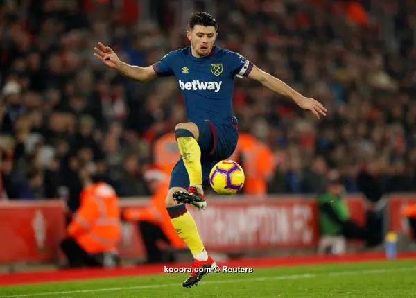 ?i=reuters%2f2018-12-27%2f2018-12-27t210704z_29602526_rc1cb119fd30_rtrmadp_3_soccer-england-sou-whu_reuters