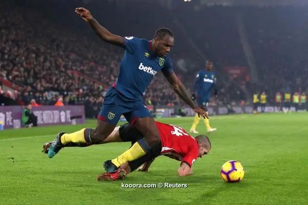 ?i=reuters%2f2018-12-27%2f2018-12-27t211753z_602912827_rc1460a0ce20_rtrmadp_3_soccer-england-sou-whu_reuters