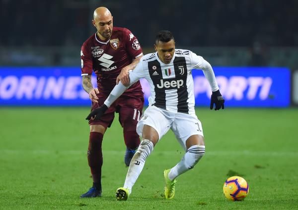 أليكس ساندرو