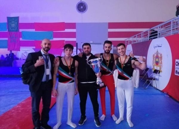 جانب من تتويج لاعبي الأردن