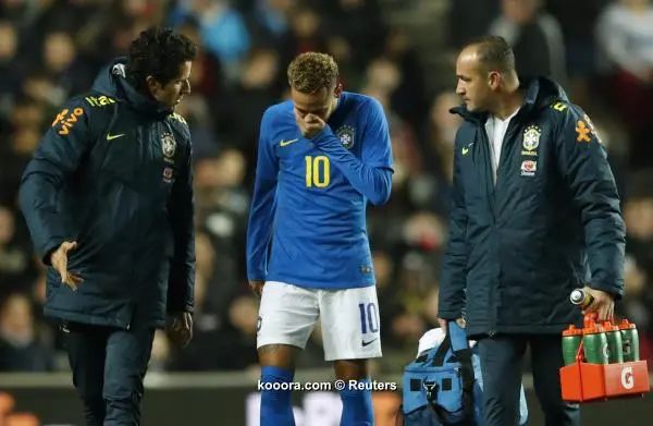 ?i=reuters%2f2018-11-20%2f2018-11-20t203430z_923171695_rc193b600cc0_rtrmadp_3_soccer-friendly-bra-cmr_reuters