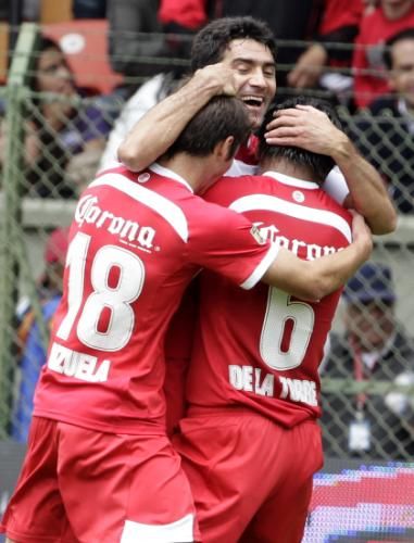 2010-09-19t195723z_01_hnr04_rtridsp_3_soccer-latam_reuters