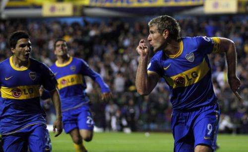 2010-09-20t002207z_01_bas105_rtridsp_3_soccer-latam_reuters