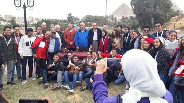 عقب توزيع الجوائز