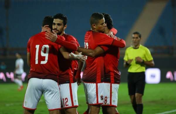 لاعبو الأهلي 