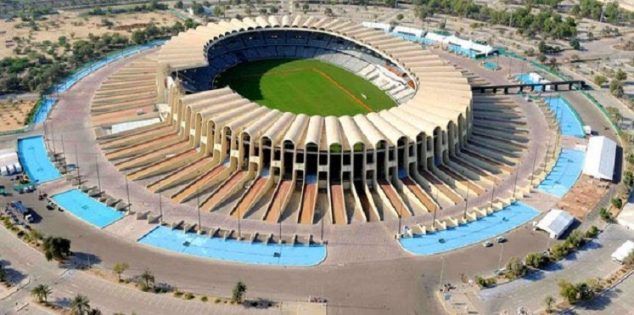 ملعب مدينة زايد الرياضية 
