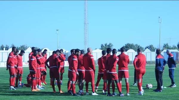 من تدريبات النجم الساحلي 