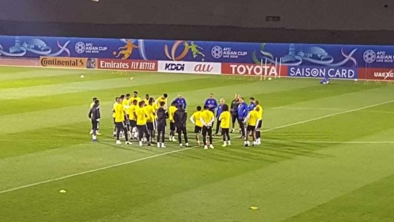 من مران منتخب الإمارات