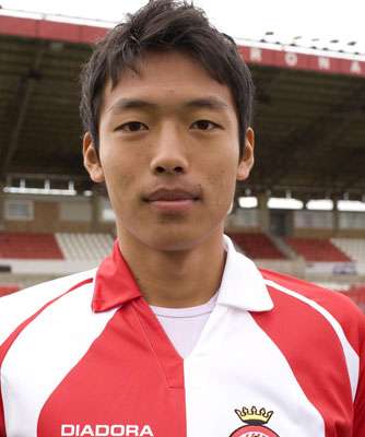 المهاجم هيروشي إيبوسوكي