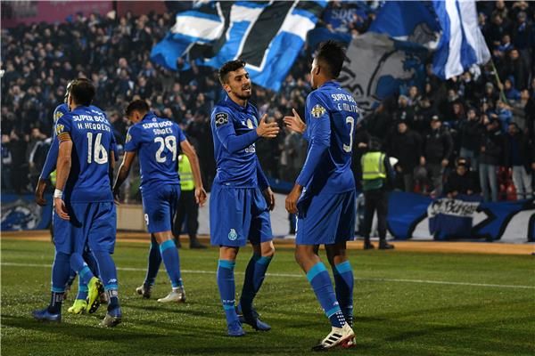 فرحة لاعبي بورتو 