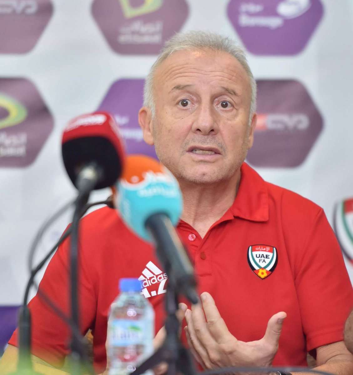 ألبيرتو زاكيروني