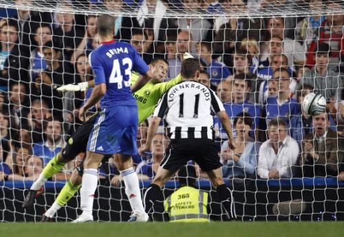 2010-09-22t210534z_01_edy08_rtridsp_3_soccer-england-cup_reuters