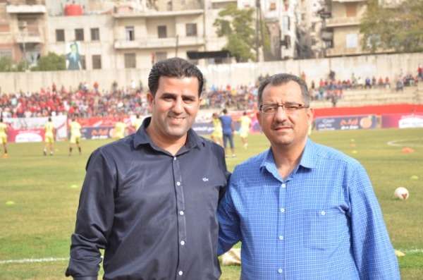 عماد سليمان (يسار)