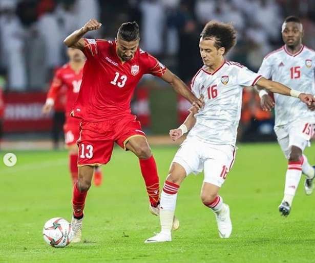 محمد الرميحي يسارًا