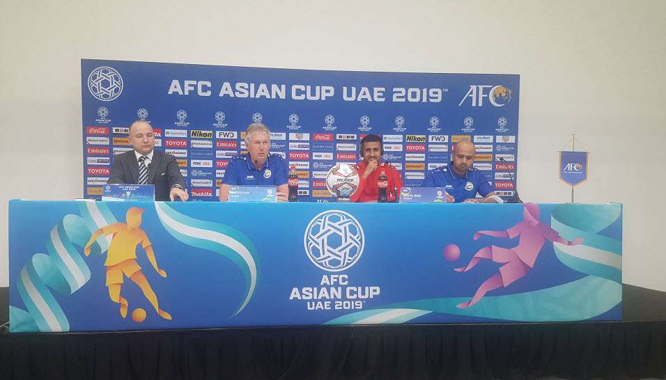 جانب من المؤتمر الصحفي