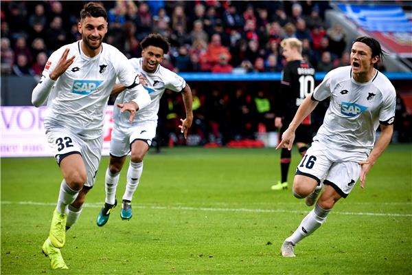 فينشينزو جريفو مع لاعبي هوفنهايم