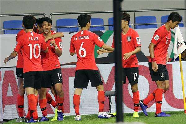 لاعبو كوريا الجنوبية