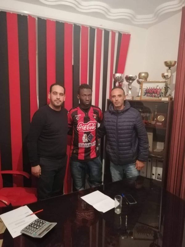 درامي ميكايلو 